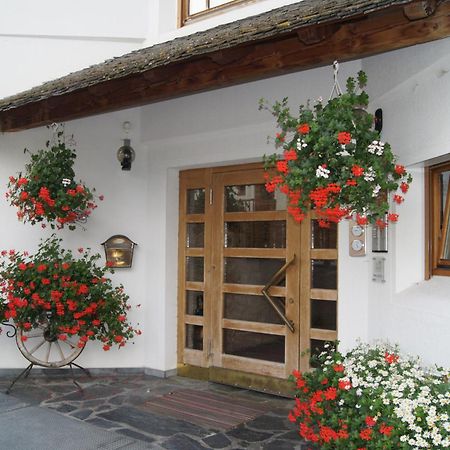 Ferienwohnungen Am Laerchenweg Sexten Dış mekan fotoğraf