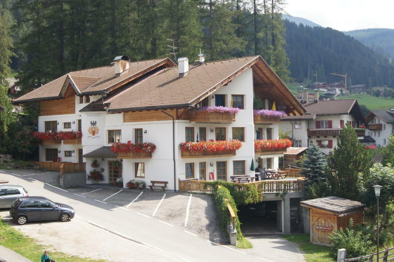 Ferienwohnungen Am Laerchenweg Sexten Dış mekan fotoğraf